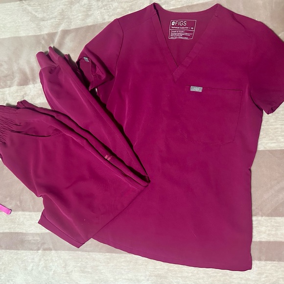 Figs Other - Figs Maroon Scrub Ensemble